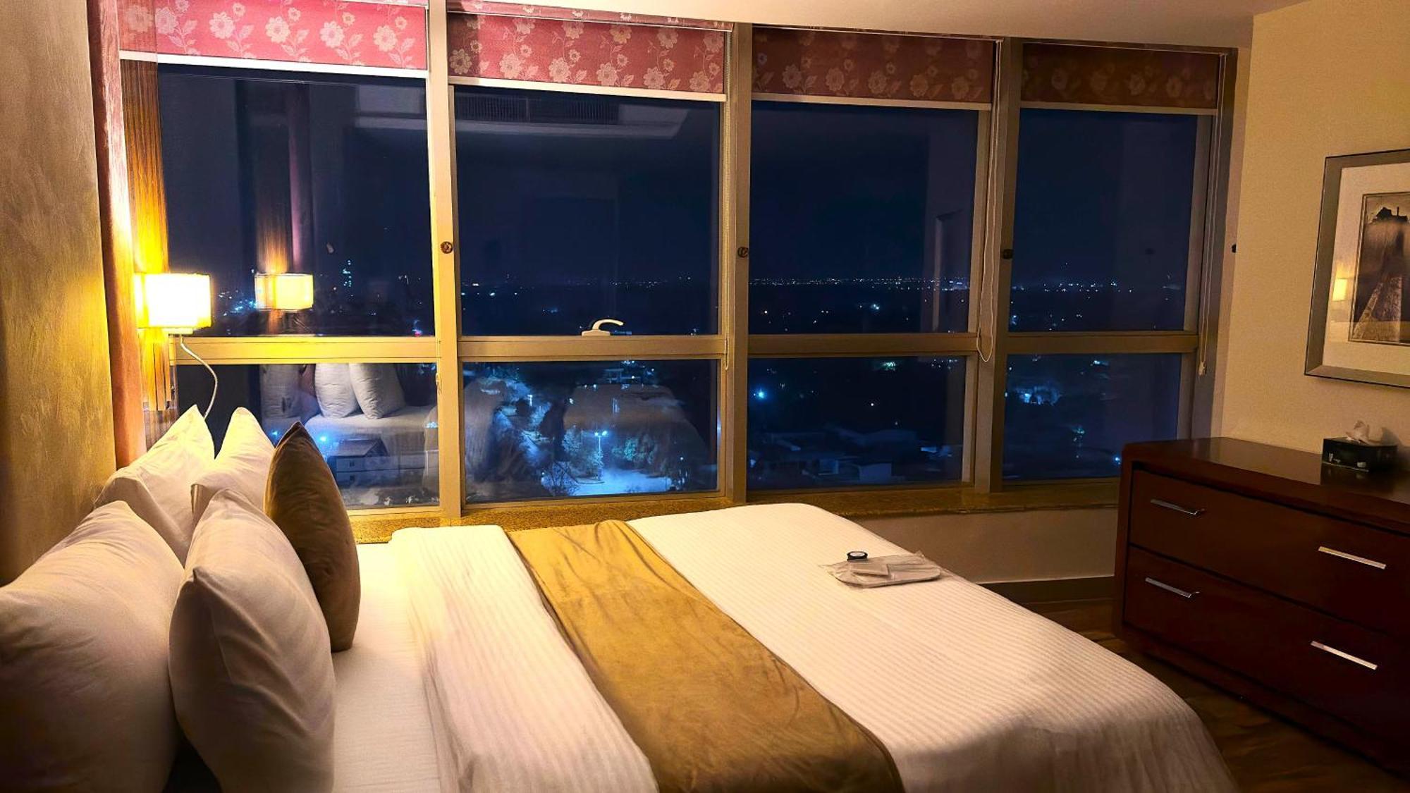 Centaurus Apartments Islamabad Esterno foto